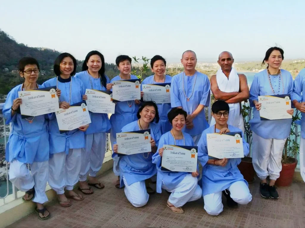 200 Hour YTT batch with Certification Completion